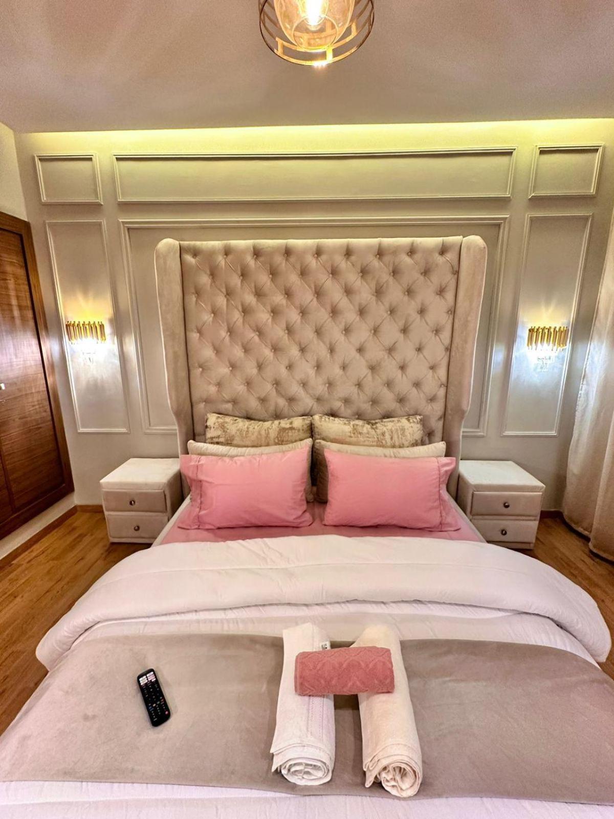 Appartement Luxueux Avec Piscine 10 Minutes Du Centre Ville مراكش المظهر الخارجي الصورة